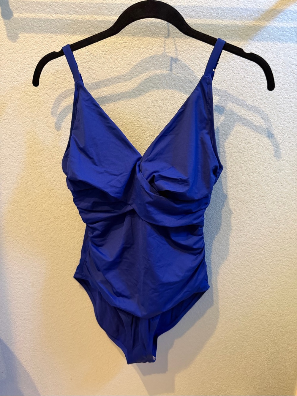 NWT Women’s Tommy Bahamas one-Piece Swimsuit Blue Solid Adjustable Straps Sz 10